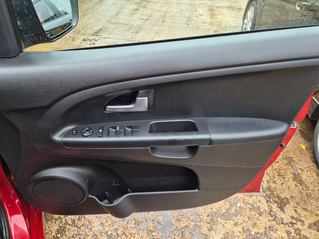 Kia Venga 3 10 #21