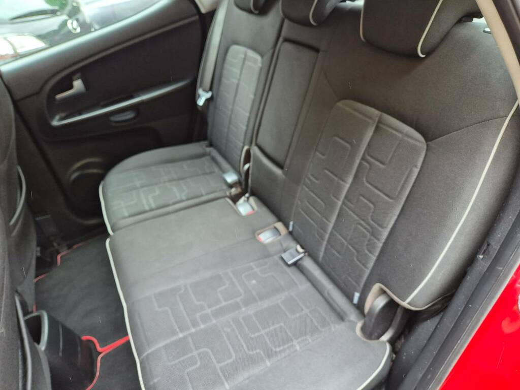 Kia Venga 3 10 #35
