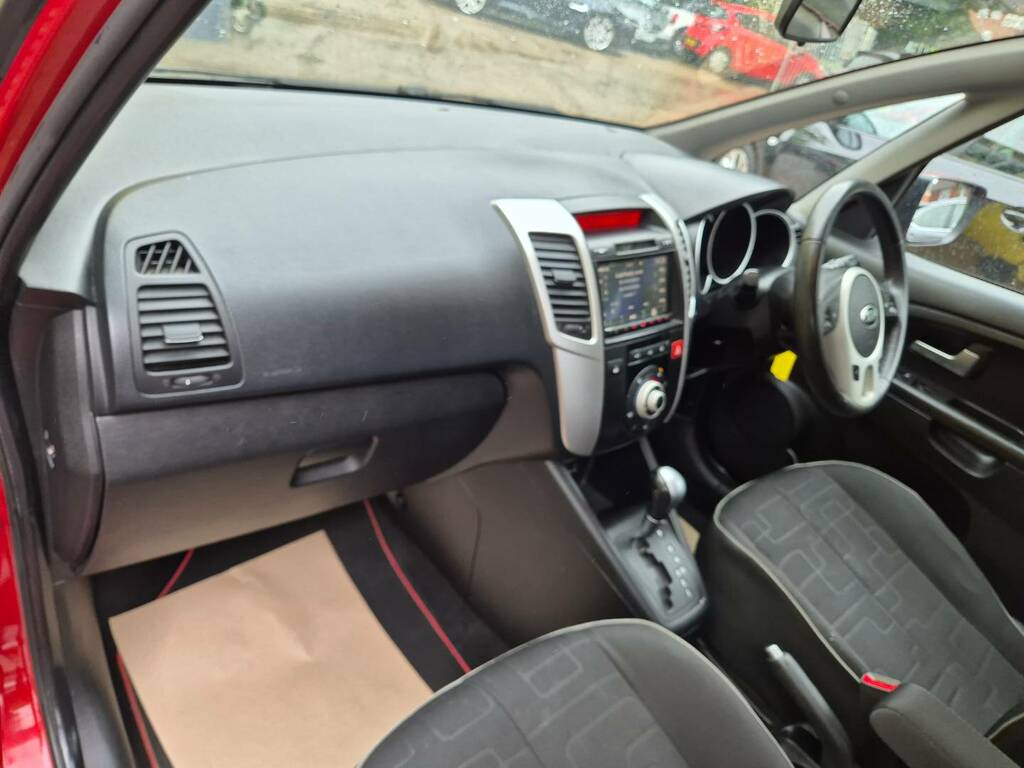 Kia Venga 3 10 #39
