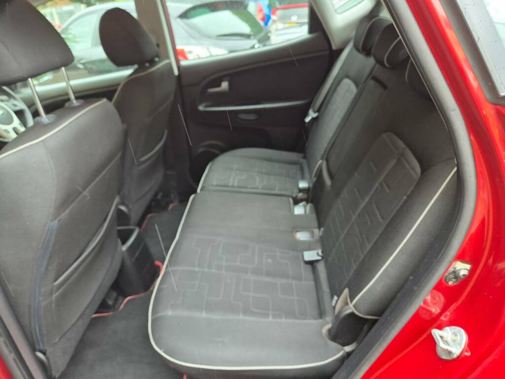 Kia Venga 3 10 #33