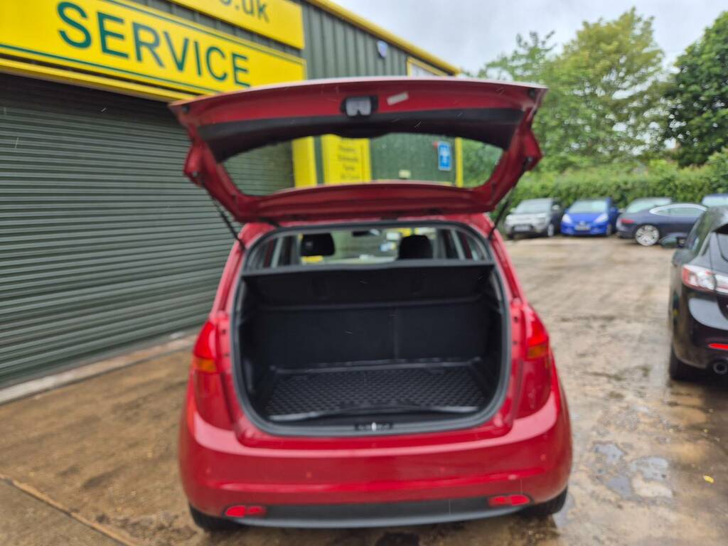 Kia Venga 3 10 #31