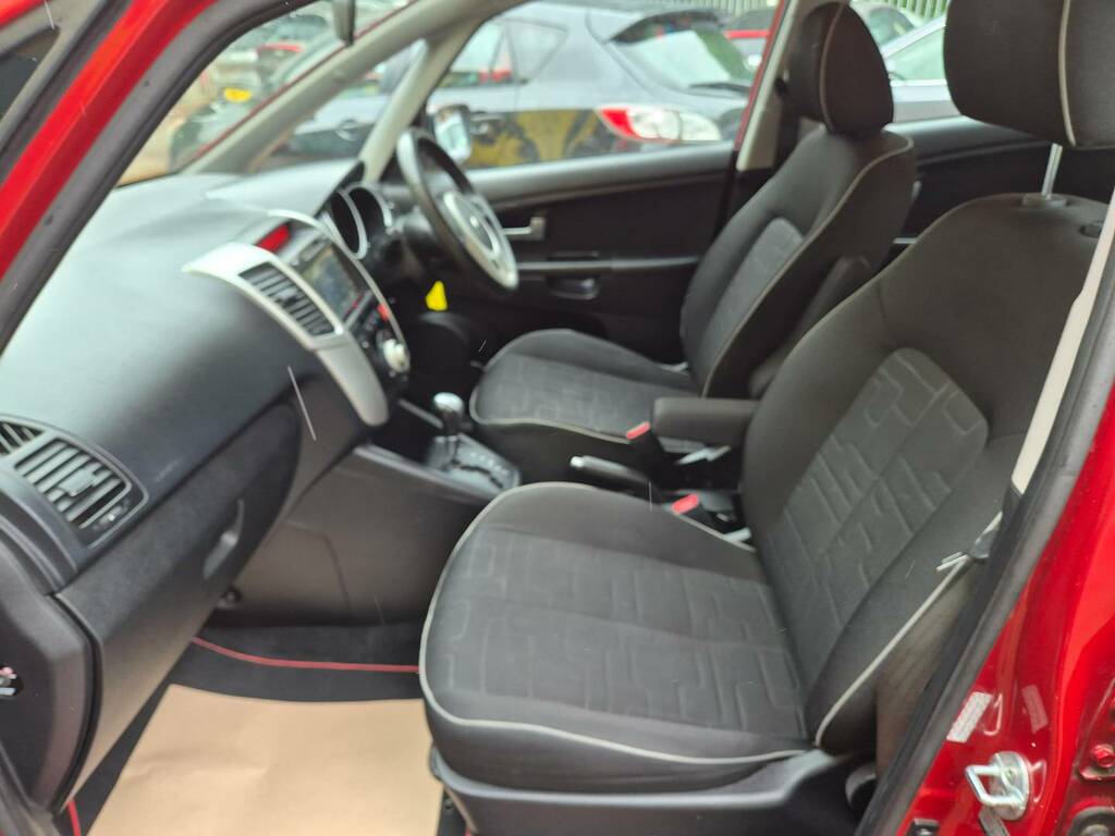 Kia Venga 3 10 #38