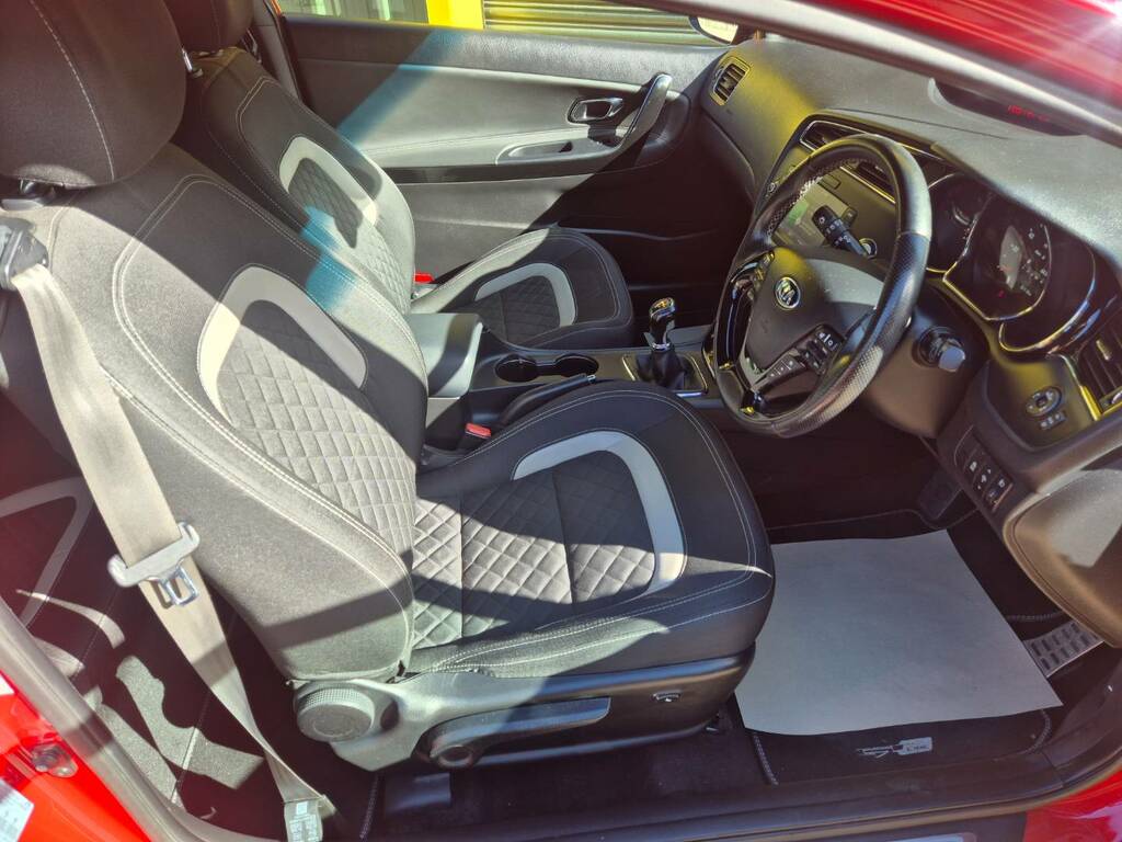 Kia Proceed Kia Pro Ceed 1.6Crdi Gt-line Ulez 2 Owners - Yellow #15