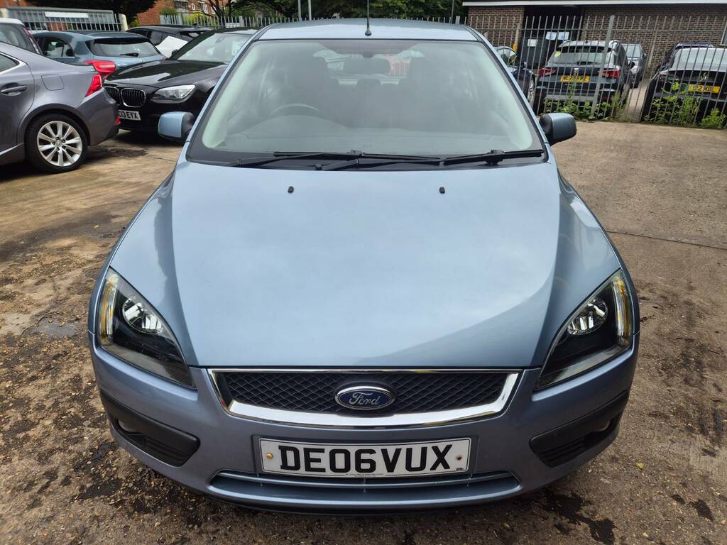 Ford Focus 1.6 Zetec Climate Pack Blue #2
