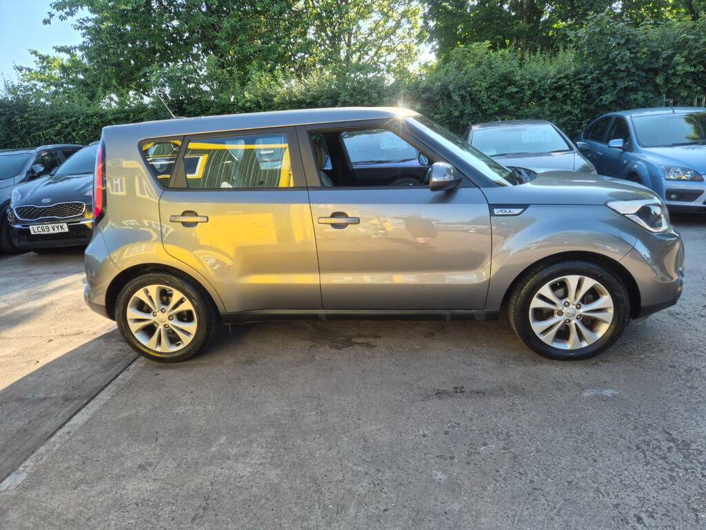 Kia Soul 1.6 Crdi Connect Silver #6