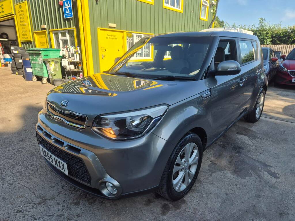 Kia Soul 1.6 Crdi Connect Silver