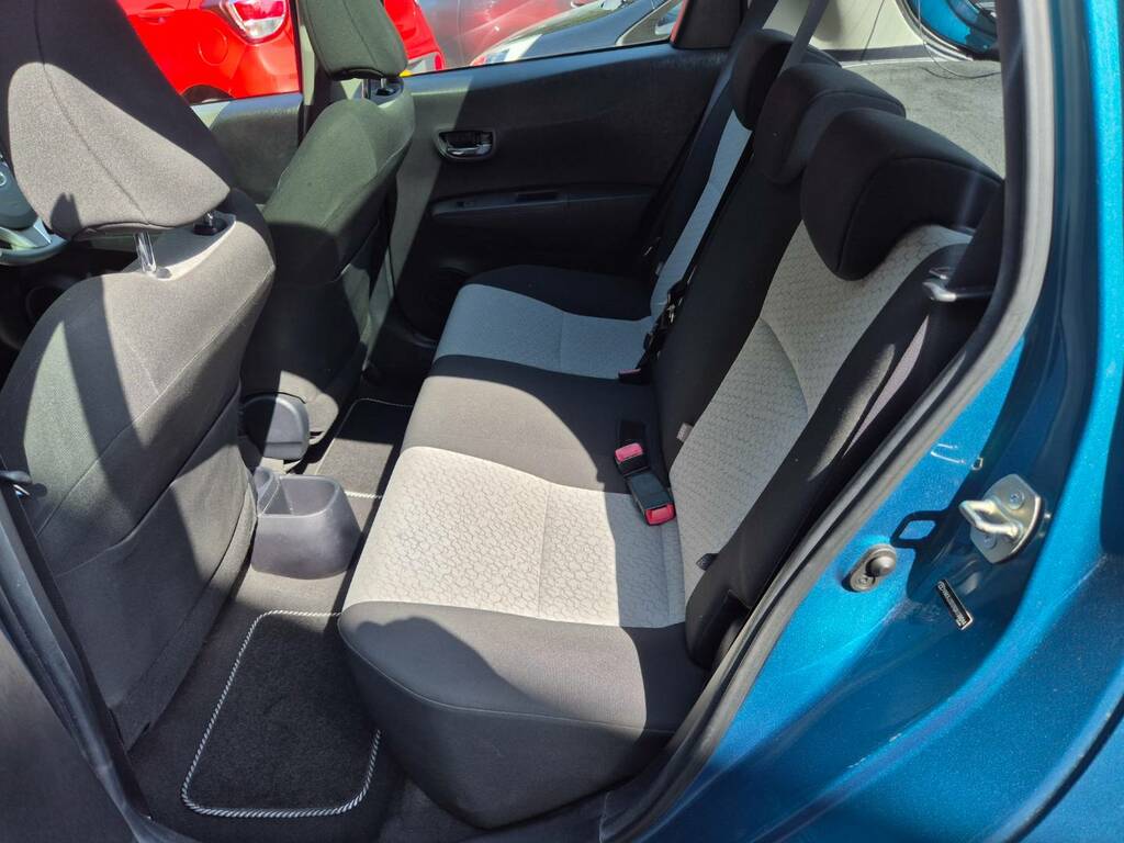Toyota Yaris 2013 63 1.5  #33