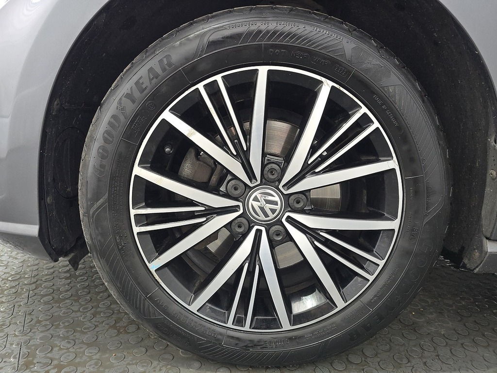 Volkswagen Golf 1.0 Tsi 110 Se Blue #76