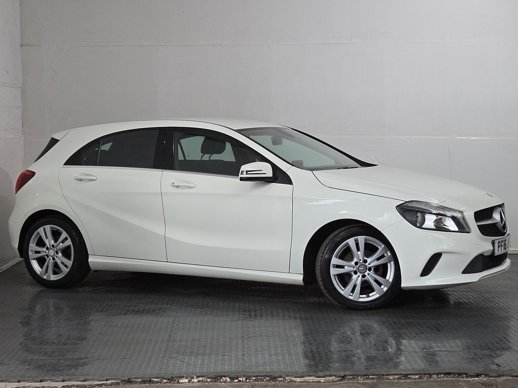 Mercedes-Benz A Class A180d Sport White #4