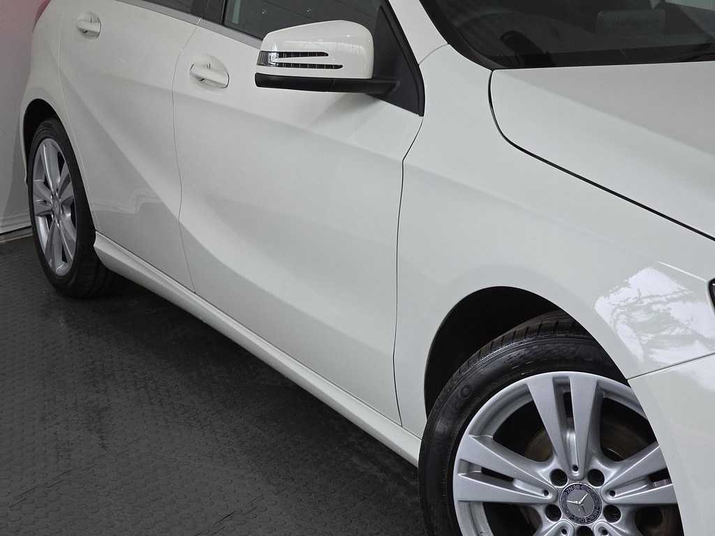 Mercedes-Benz A Class A180d Sport White #5