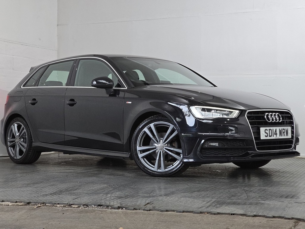 Audi A3 Tdi S Line Black #4