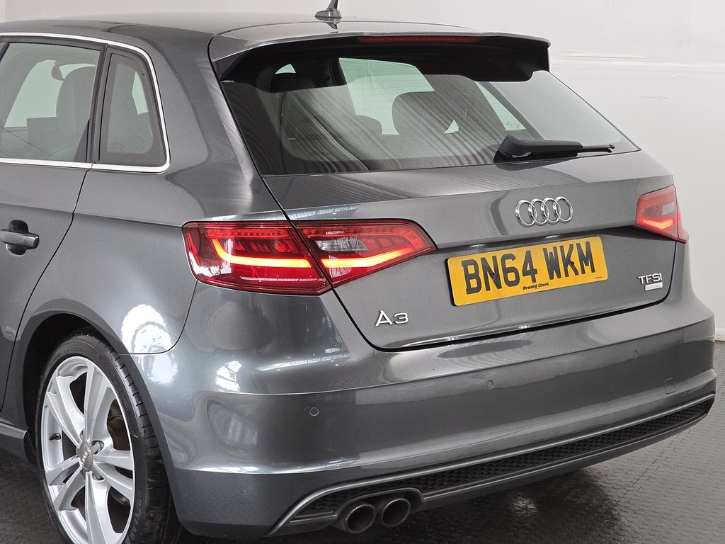 Audi A3 1.6L Tdi S Line 109 Bhp Black #28