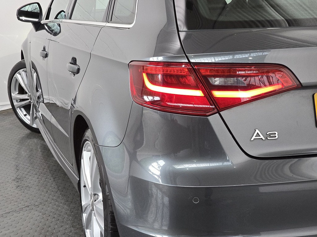 Audi A3 1.6L Tdi S Line 109 Bhp Black #35
