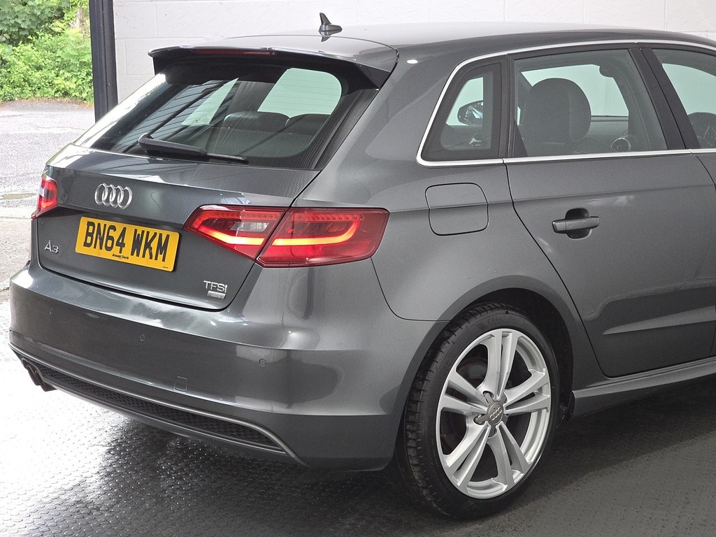 Audi A3 1.6L Tdi S Line 109 Bhp Black #41