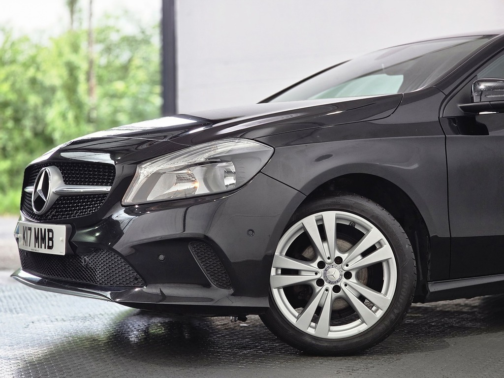 Mercedes-Benz A Class Hatchback Blue #18
