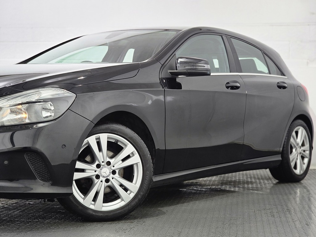 Mercedes-Benz A Class Hatchback Blue #19