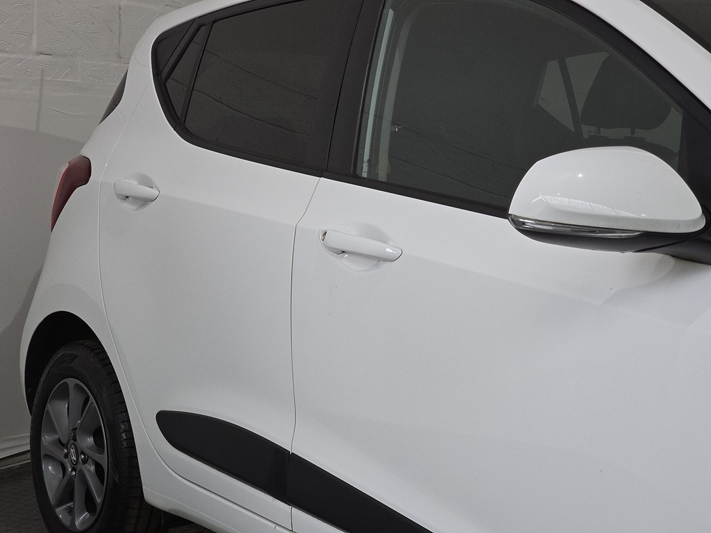 Hyundai I10 Premium White #5