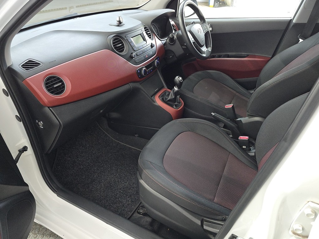 Hyundai I10 1.2 Premium  #60