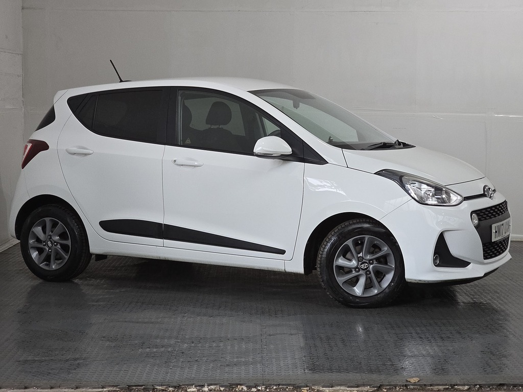 Hyundai I10 Premium White #4
