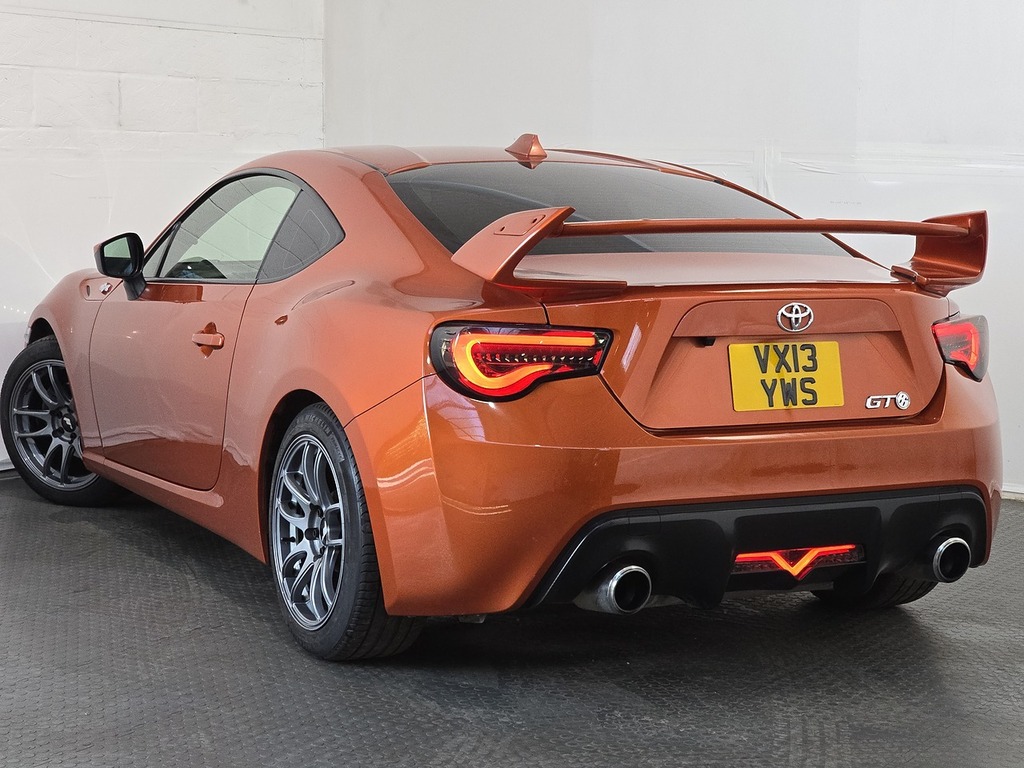 Toyota GT86 2L Null Red #26