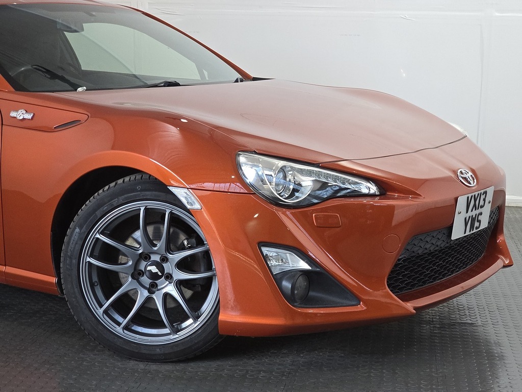 Toyota GT86 2L Null Red #10