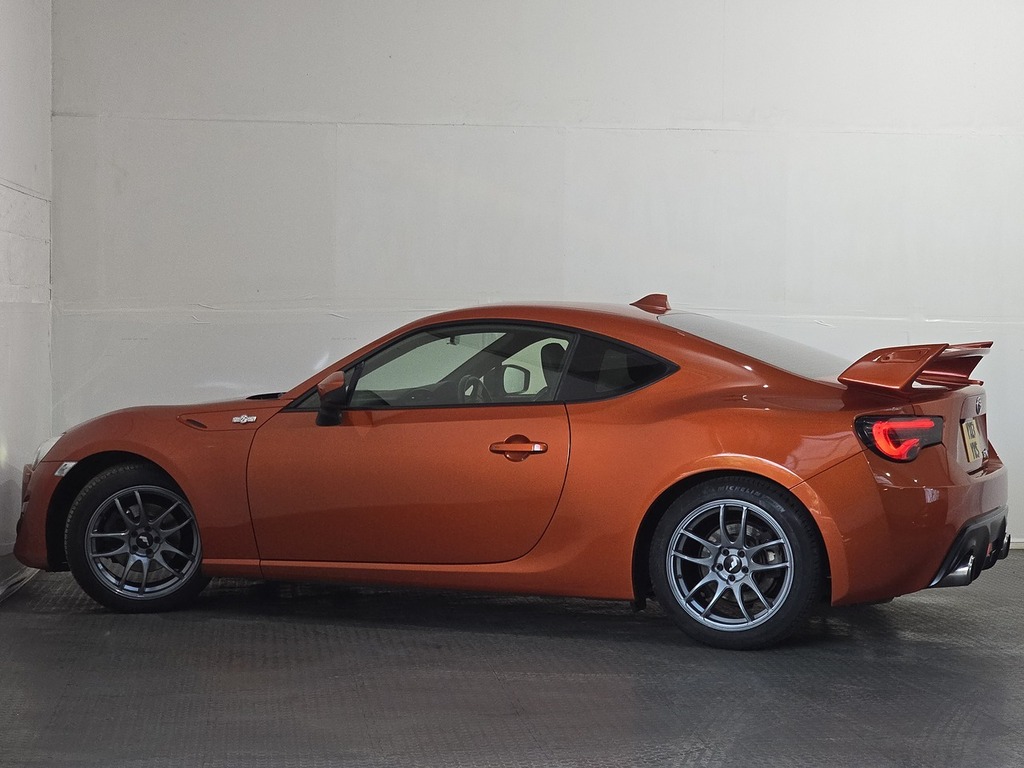 Toyota GT86 2L Null Red #22