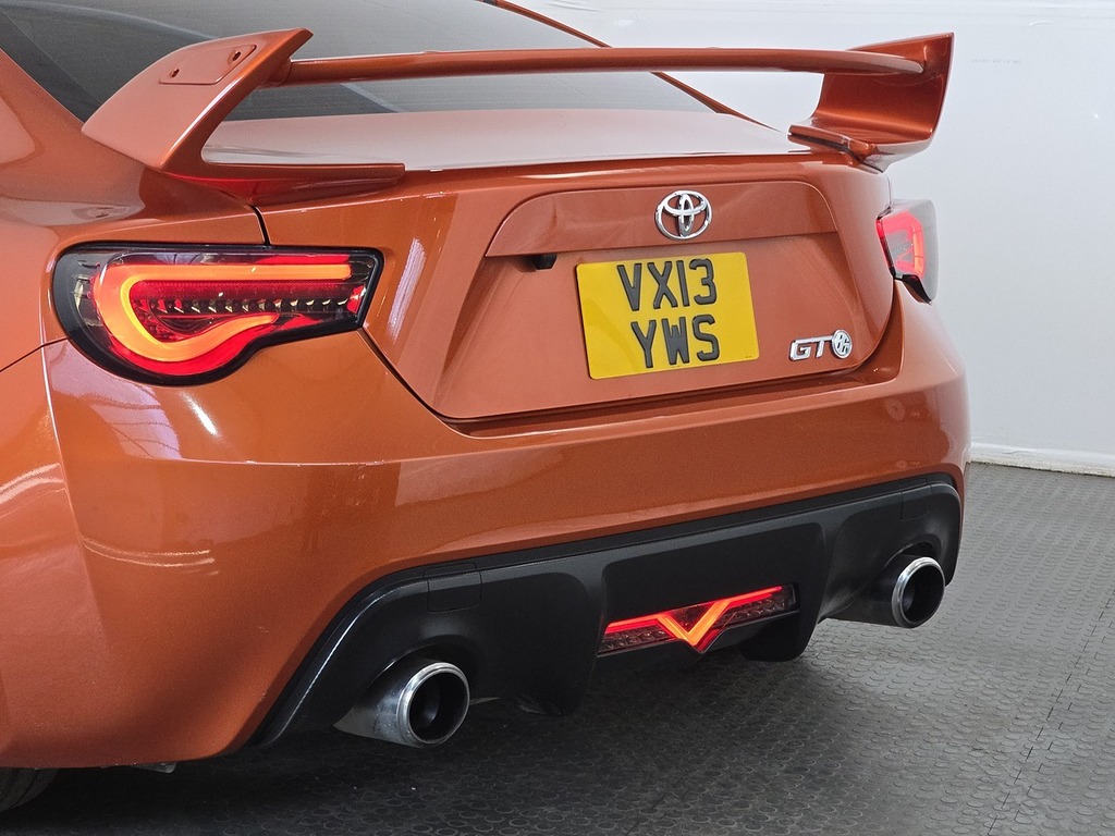 Toyota GT86 2L Null Red #32