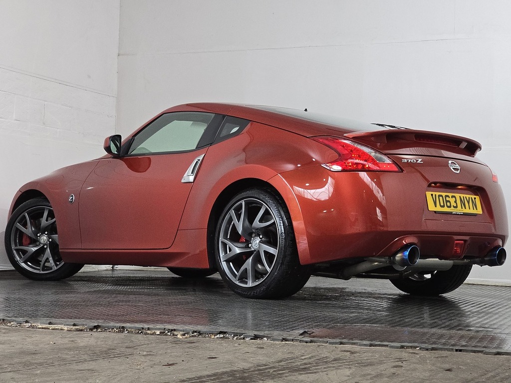 Nissan 370Z  Silver #33