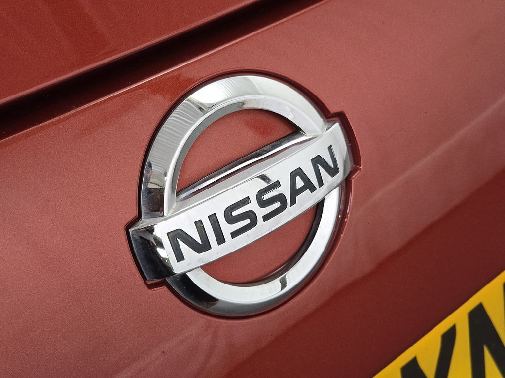 Nissan 370Z  Silver #32