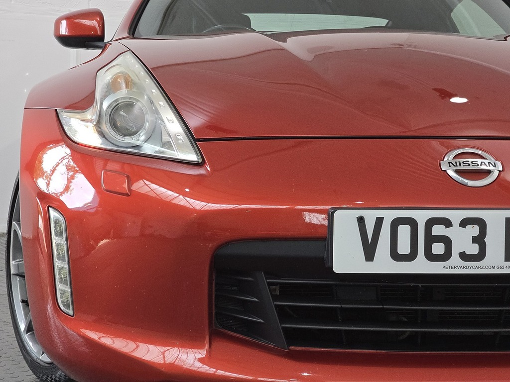 Nissan 370Z  Silver #17
