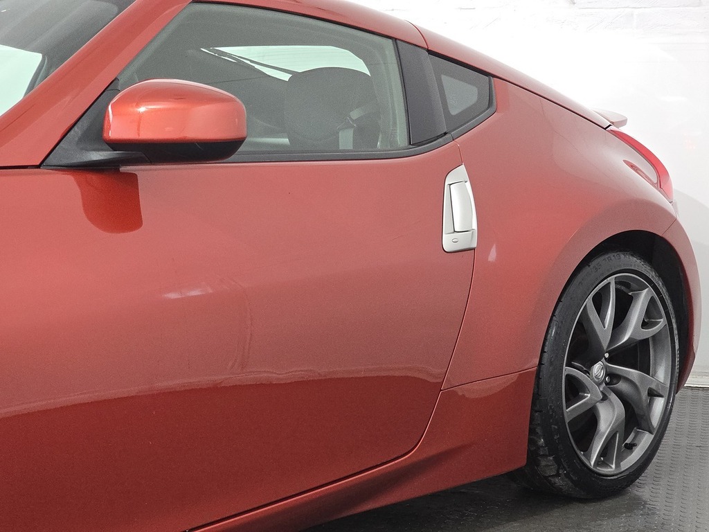 Nissan 370Z  Silver #24
