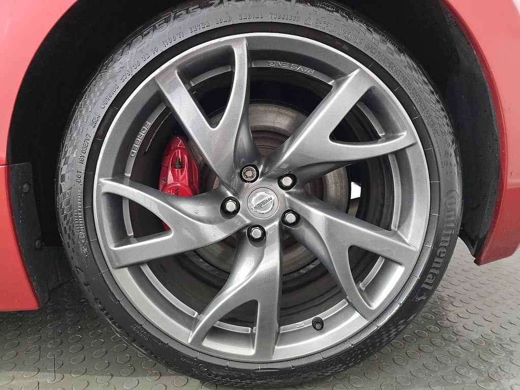 Nissan 370Z  Silver #92