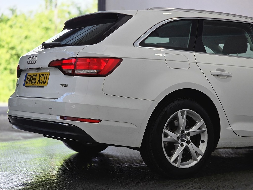 Audi A4 Avant Estate 2.0 Tdi Ultra Se 2017 White #21