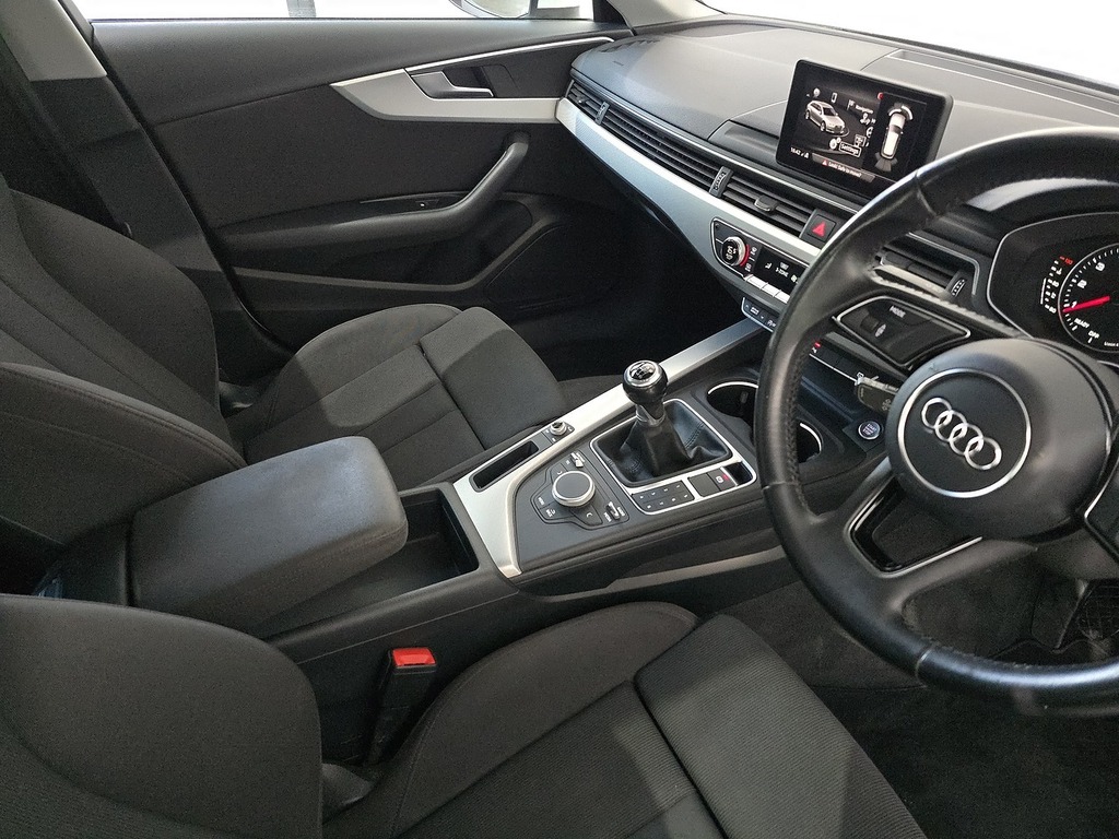 Audi A4 Avant Estate 2.0 Tdi Ultra Se 2017 White #79
