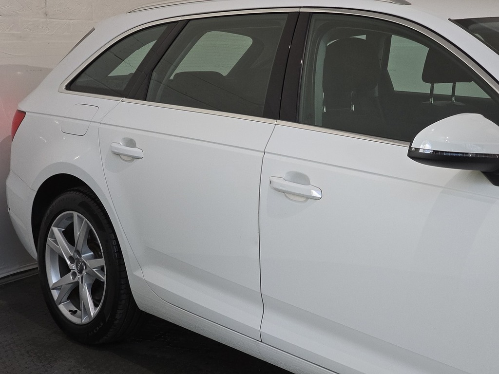 Audi A4 Avant Tfsi Sport White #5