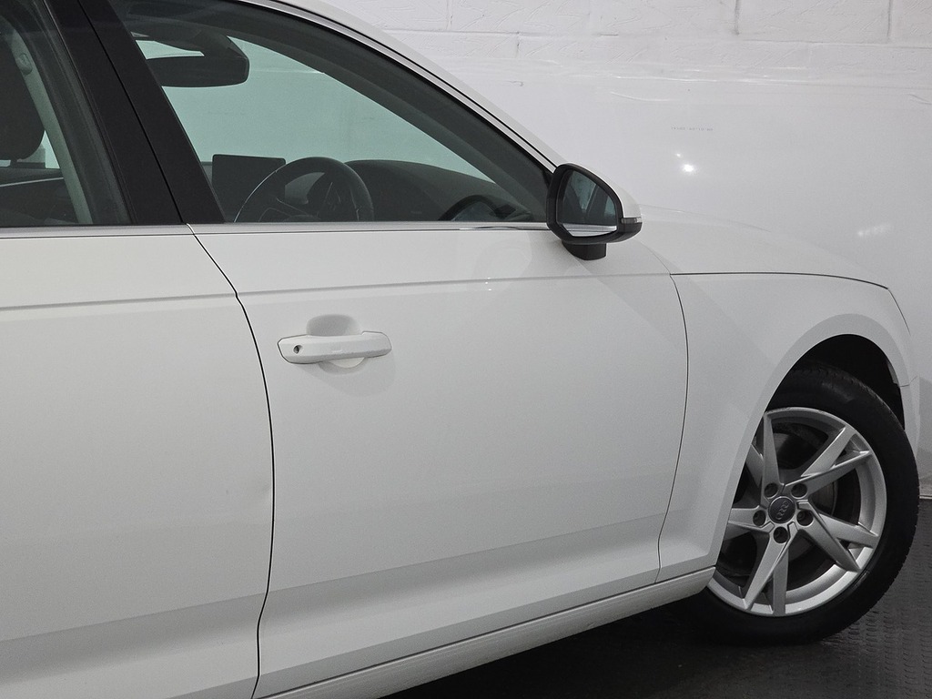 Audi A4 Avant Estate 2.0 Tdi Ultra Se 2017 White #24