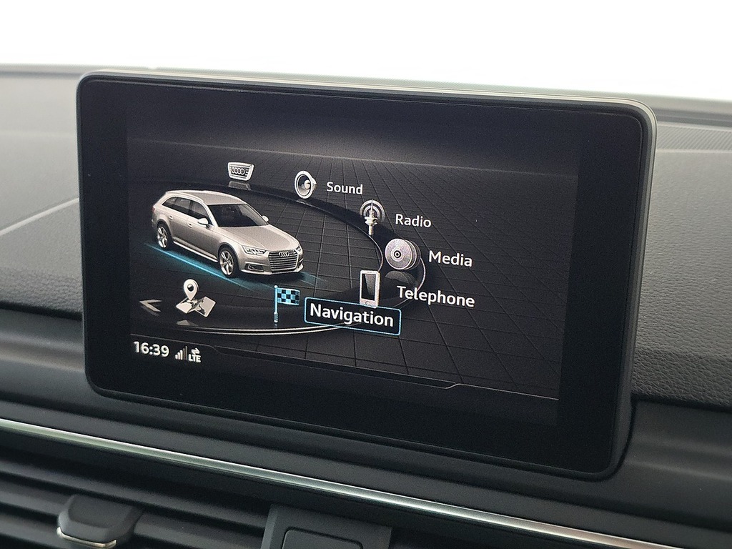 Audi A4 Avant Estate 2.0 Tdi Ultra Se 2017 White #66
