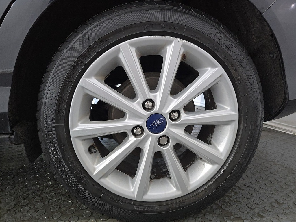 Ford B-Max B-max Zetec T Silver #81