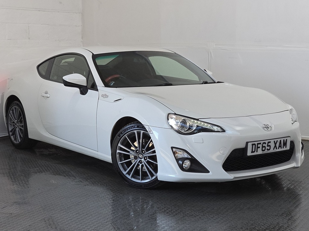 Toyota GT86 Boxer D-4s White #2