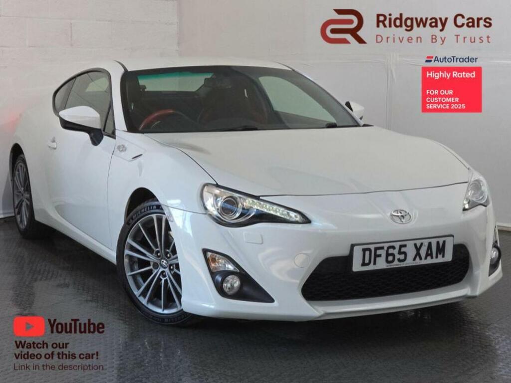 Toyota GT86 D-4s White #82
