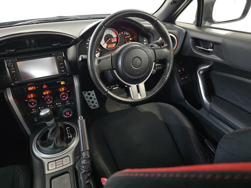 Toyota GT86 D-4s Orange #63
