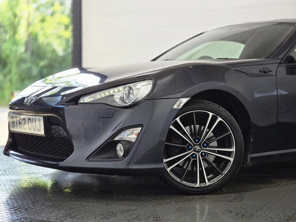 Toyota GT86 D-4s Orange #18