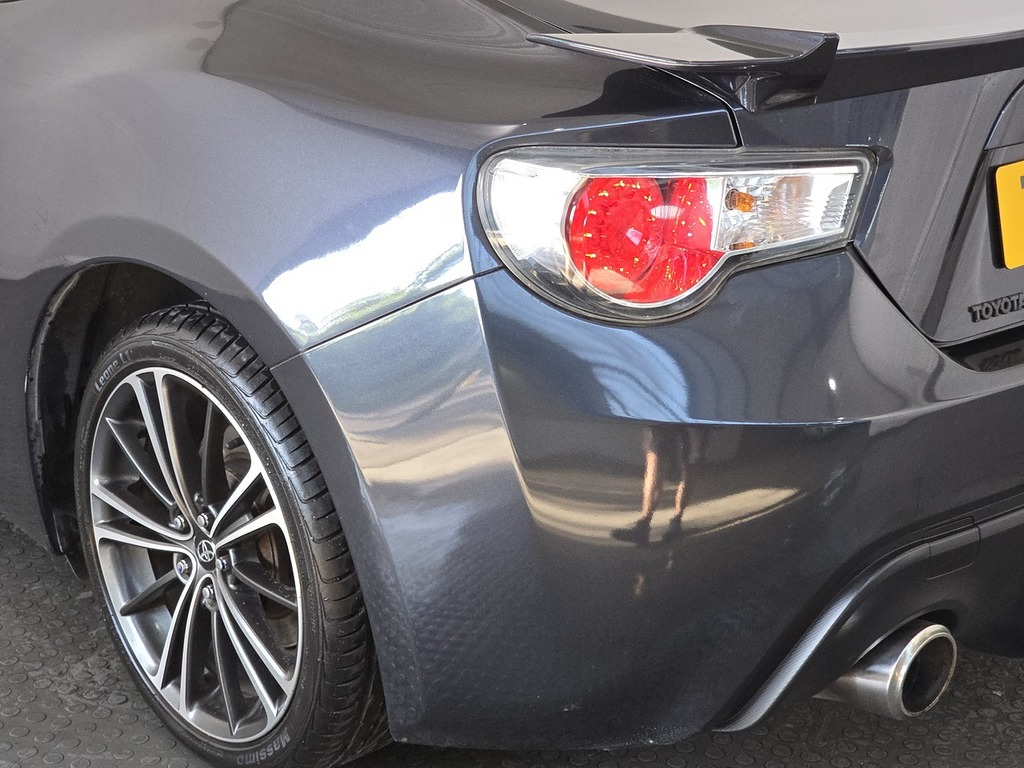 Toyota GT86 D-4s Orange #29