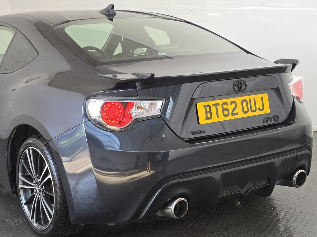 Toyota GT86 D-4s Orange #32