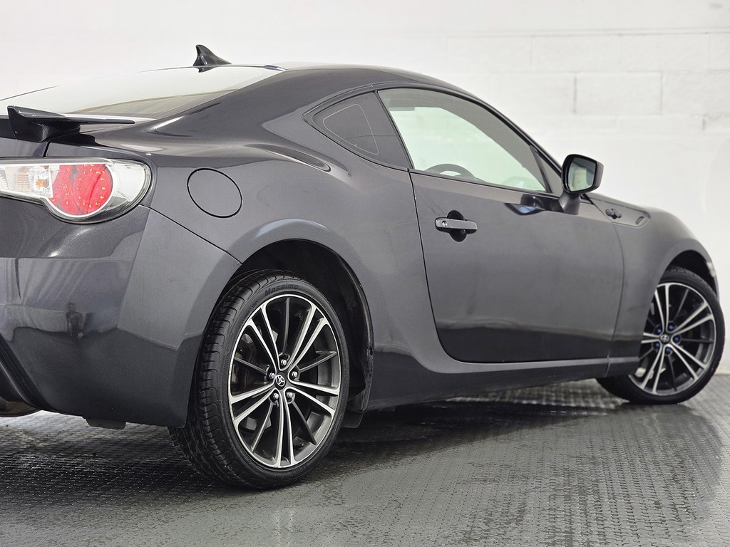 Toyota GT86 D-4s Orange #40