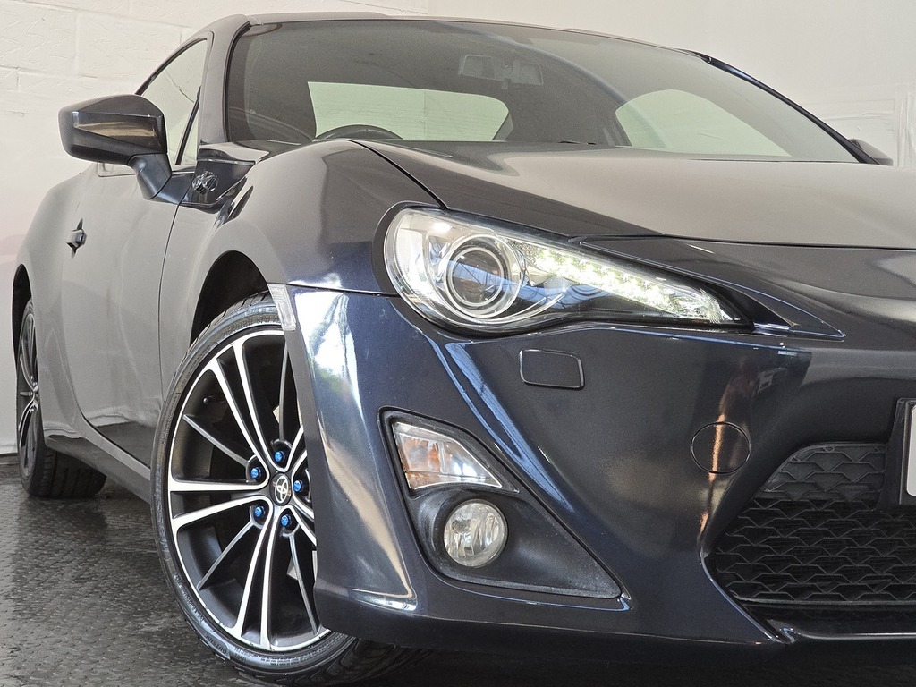 Toyota GT86 D-4s Orange #11
