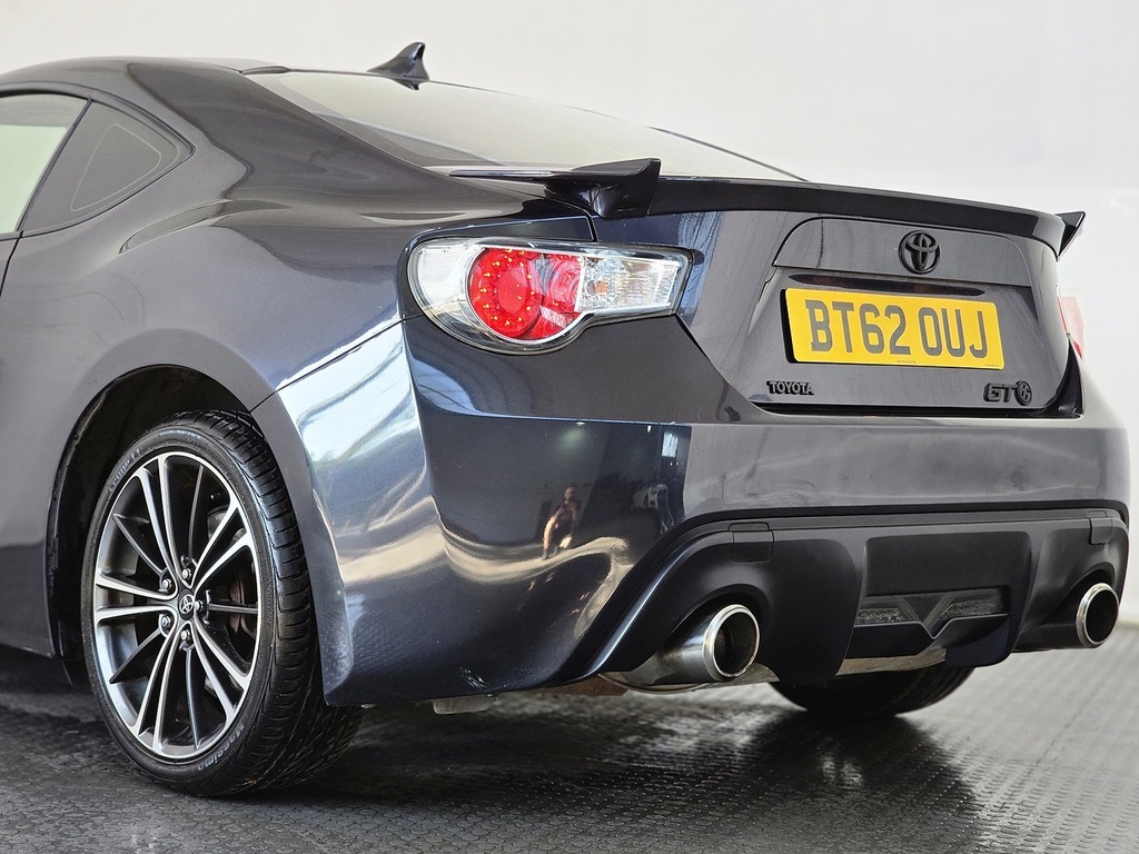 Toyota GT86 D-4s Orange #31