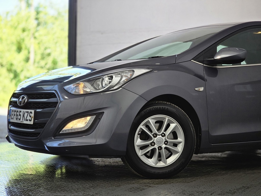Hyundai I30 1.6 Crdi Se Blue Drive 109 Bhp Blue #19
