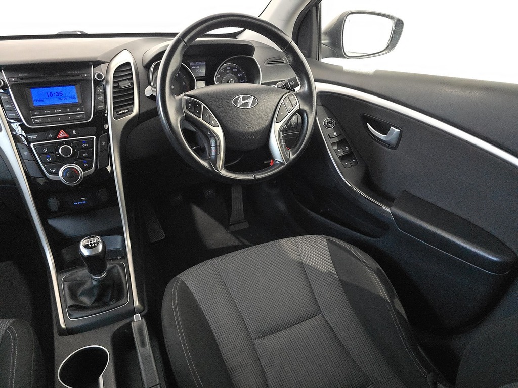 Hyundai I30 1.6 Crdi Se Blue Drive 109 Bhp Blue #54