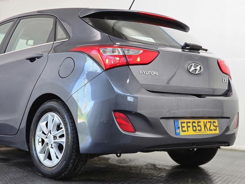 Hyundai I30 1.6 Crdi Se Blue Drive 109 Bhp Blue #32